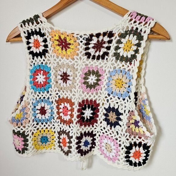 EUC DEBUT MULTICOLOR BOHO CROPPED CROCHET TOP SIZE SMALL / MED - Picture 6 of 14